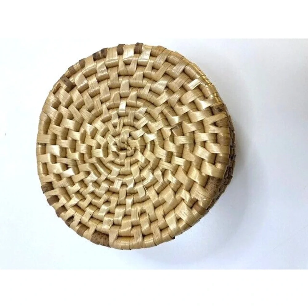 Vintage Set of 6 Straw Grass Coasters Natural In Boho Hand Woven Basket With Lid